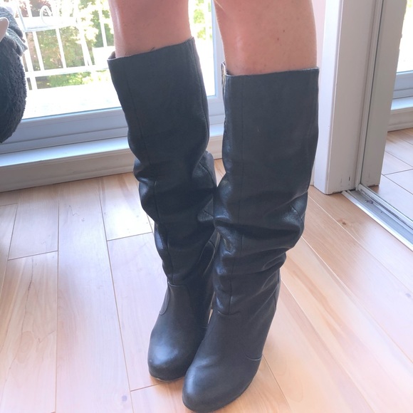 designer leather boots (slouchy) - Picture 2 of 12